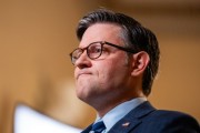 北流特朗普税改案参议院过关有望 共和党议员无人声援马斯克